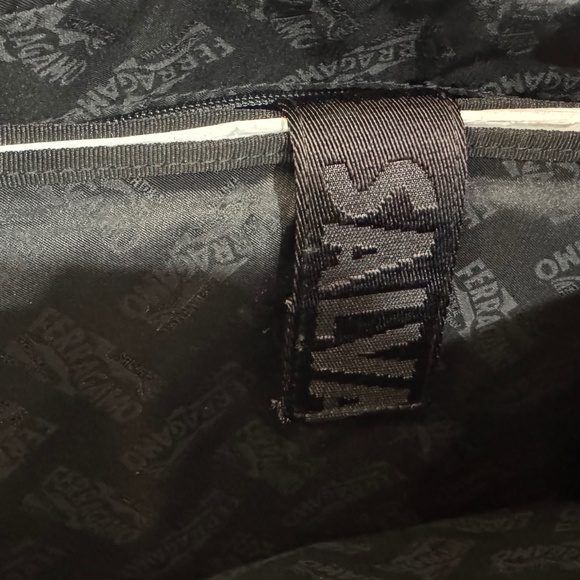 AUTHENTIC SALVATORE FERRAGAMO UNISEX BUSINESS BAG - BLACK - Picture 11 of 13